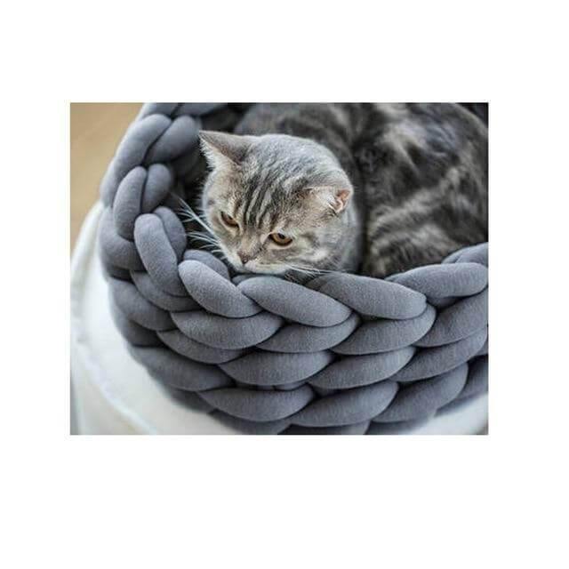 Handmade Knit Pet Bed - Happy2Cats